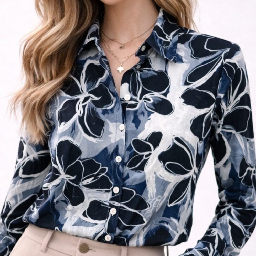 Sno Skins Button Up Shirt Medium Blue Floral Stretch 3/4 Ruched Sleeve SnoSkins